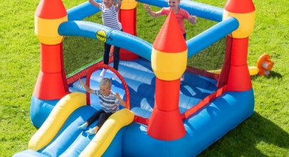 Happy Hop Hüpfburg Schloss mit Rutsche für 199,99€