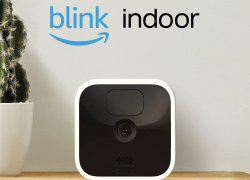 Blink Indoor – kabellose HD-Sicherheitskamera mit zwei Jahren Batterielaufzeit, Bewegungserfassung und Zwei-Wege-Audio, funktioniert mit Alexa | System mit drei Kameras mit 47% Rabatt inkl. Versand!