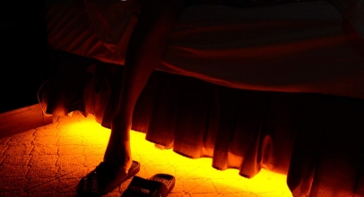 Bettlicht mit Bewegungsmelder (Doppel Bett/9.97: Queen Bett/10.97) für 9,97€