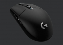 Logitech G305 Lightspeed kabellose Gaming Maus + Logitech G240 Mauspad für 43,68€