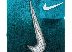 Nike Swoosh Damen Schweißband mit Daumenband für 4,94€