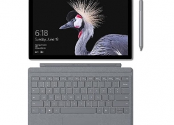 Microsoft Surface Pro 12,3″ (2in1: Core m3 4GB/128GB SSD Win10 LJJ-00004) + TC Platin in Grau für 499€ (statt 619€)