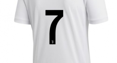 SPORT 1A: Ronaldo Trikot mit 44% Rabatt!