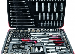 BGS Do it yourself Steckschlüssel-Satz 216-teilig 1/4 3/8 1/2 Werkzeugkoffer für 87,77€ inkl. Versand!