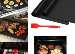 3er Set Dauer-BBQ-Grillmatte Glasfaser Grillunterlage für 11,90€ inkl. Versand!