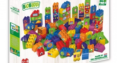 BiOBUDDi Blöcke mit 3 Grundplatten Spielzeugsteine Grundbausteine 100 Bausteinen für 17,99€ inkl. Versand!