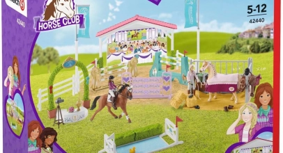 Schleich 42440 Horse Club Freundschaftsturnier Pferde Reiterhof Kinderspielset für 42€ inkl. Versand!