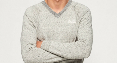 Superdry Herren Baumwollpullover mit V-Ausschnitt für 23,95€ inkl. Versand!