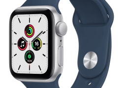 Apple Watch SE Sportarmband 40mm Aluminium GPS Smartwatch silber/abyssblau für 215,91€ inkl. Versand!