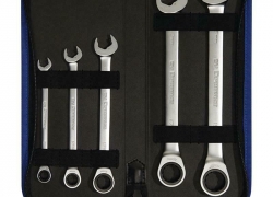 PROMAT Knarrenringmaulschlüsselsatz 5-teilig Schlüsselweiten 8-19 mm gerade für 19,71€ inkl. Versand!