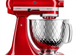 KitchenAid Artisan 5KSM156QPECA Küchenmaschine Limited Edition Liebesapfelrot für 329,-€ inkl. Versand!