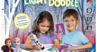 RAVENSBURGER Malset Light Doodle Frozen II Kreativset Malen & Stempeln mit Licht für 16,99€ inkl. Versand!