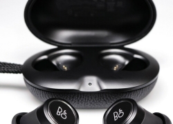 Bang & Olufsen Beoplay E8 Bluetooth Kopfhörer black kabelloses Headset für 87,90€ inkl. Versand!