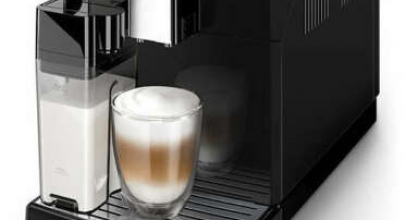 PHILIPS 3100 series EP3360/00 Kaffeevollautomat + Milchbehälter für 269,99€